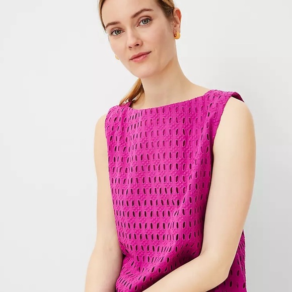 Pink Sleeveless Women's Top - Picture 2 of 3